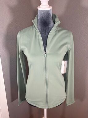 NWT Ultra Lush Cloud Drift Jacket Chinois Green Size M